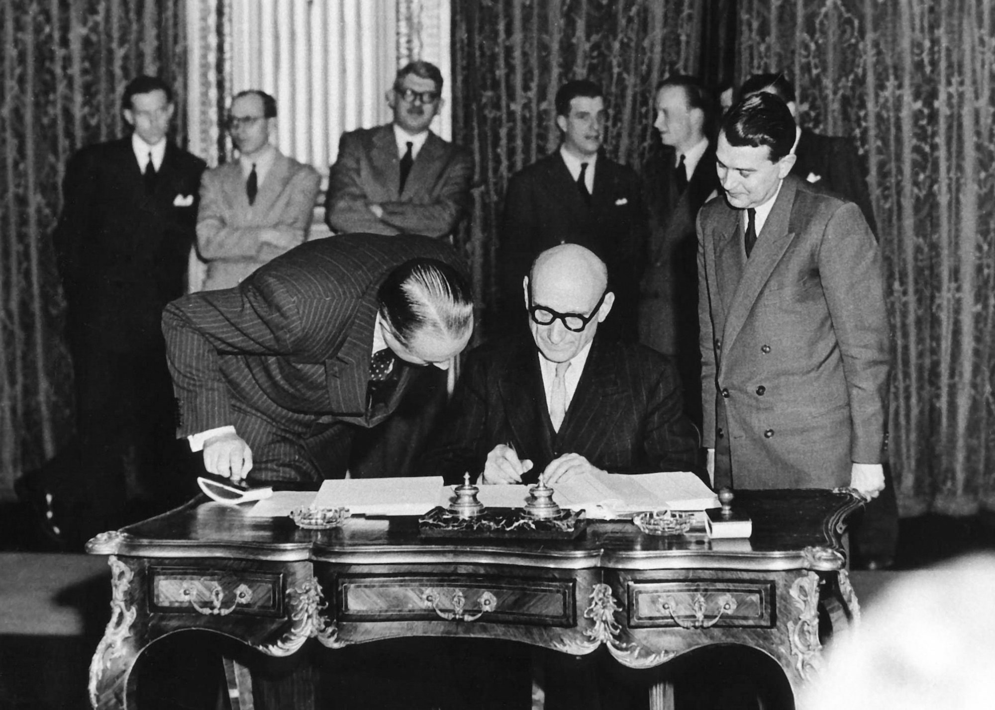 Unterzeichnung des Vertrags von Paris