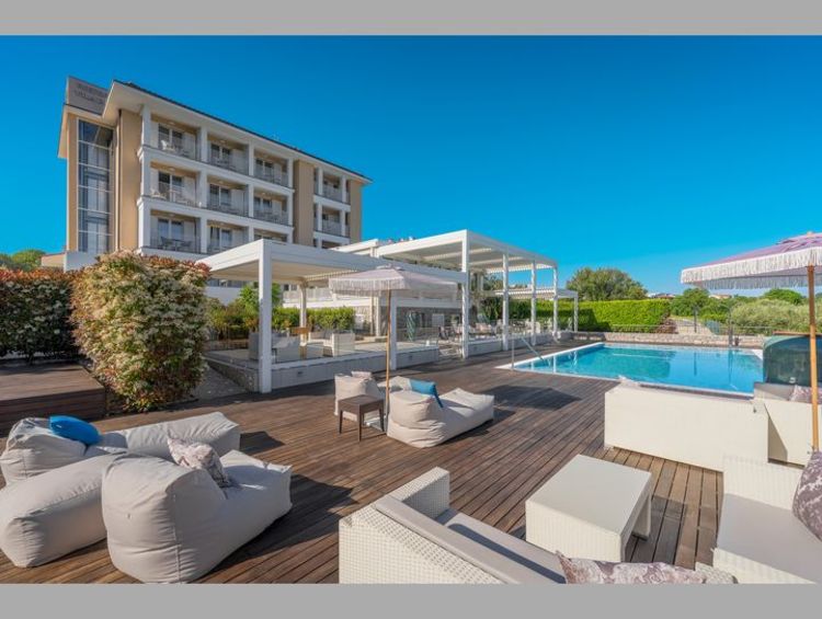 Poolbereich Hotel Vila Rova